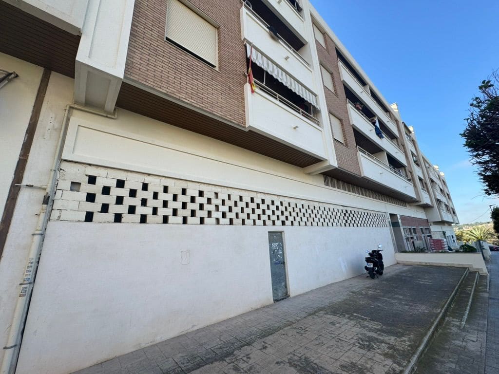 Commercieel te koop in Alfaz del Pi / L'Alfas del Pi - € 250.000 (Ref: 9944897)