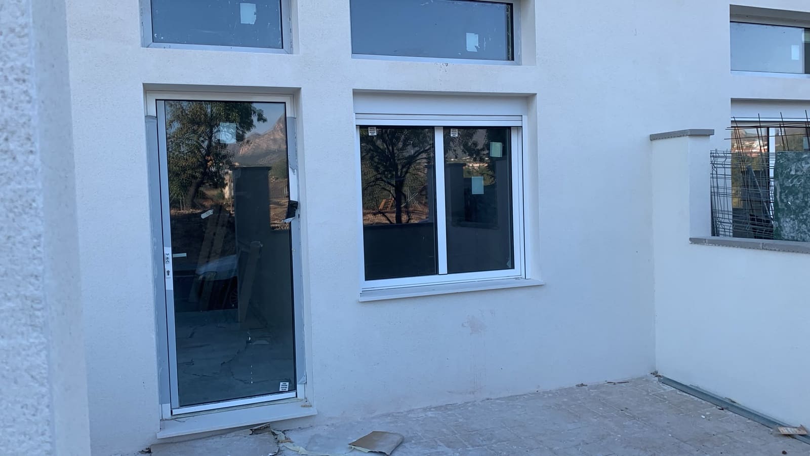 Commercieel te koop in Alfaz del Pi / L'Alfas del Pi - € 250.000 (Ref: 9944897)