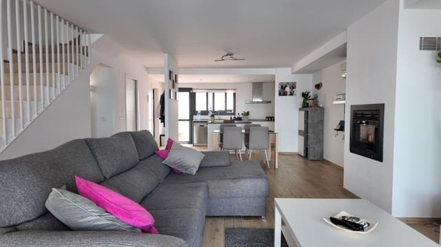 3 sovrum Semi-fristående Villa till salu i Albir, Alfaz del Pi / L'Alfàs del Pi med pool garage - 459 000 € (Ref: 9964382)
