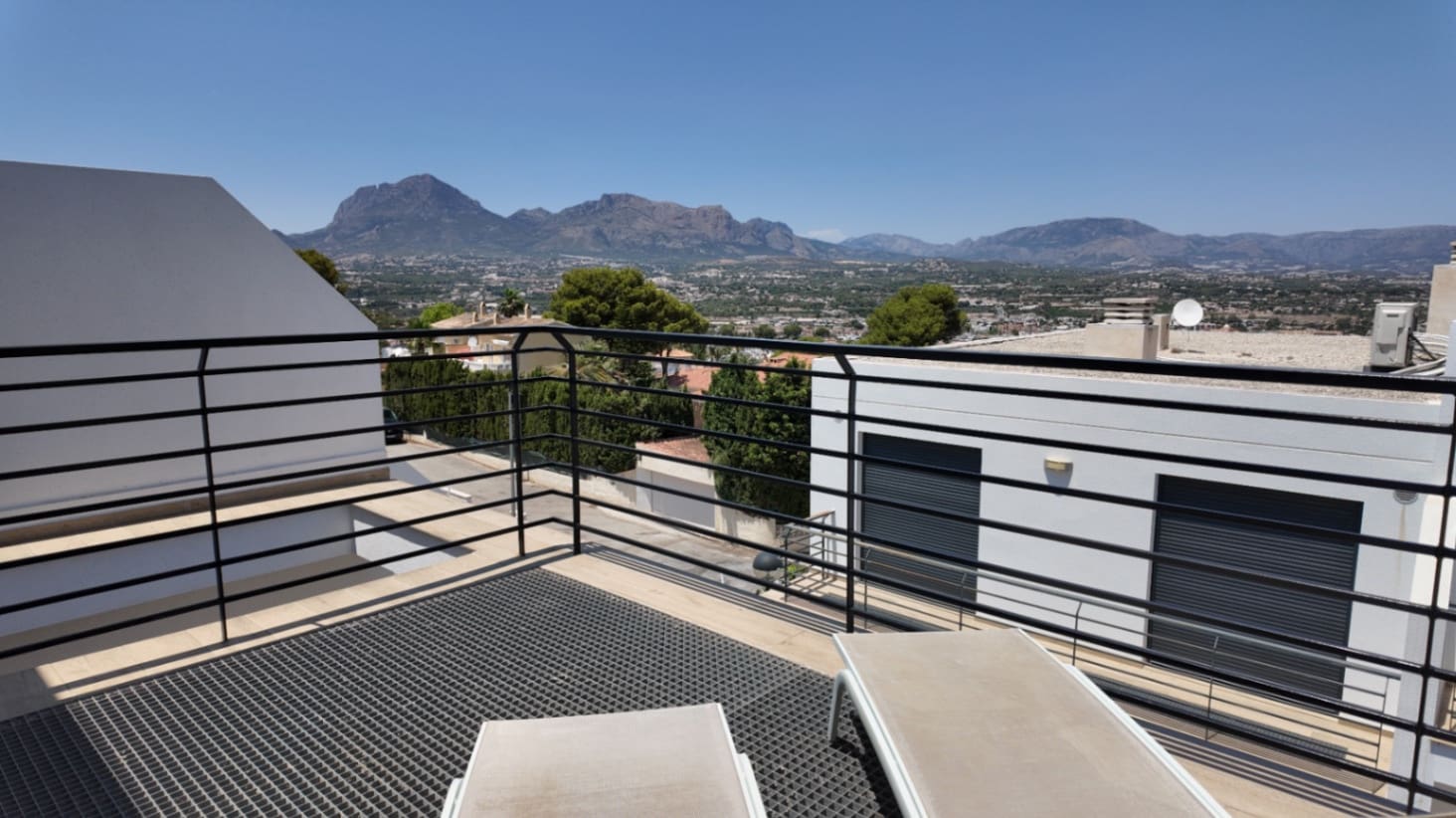 3 sovrum Semi-fristående Villa till salu i Albir med pool garage - 459 000 € (Ref: 9964382)