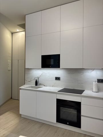 2 bedroom Apartment for rent in Alfaz del Pi / L'Alfàs del Pi with pool - € 1,300 (Ref: 9965838)