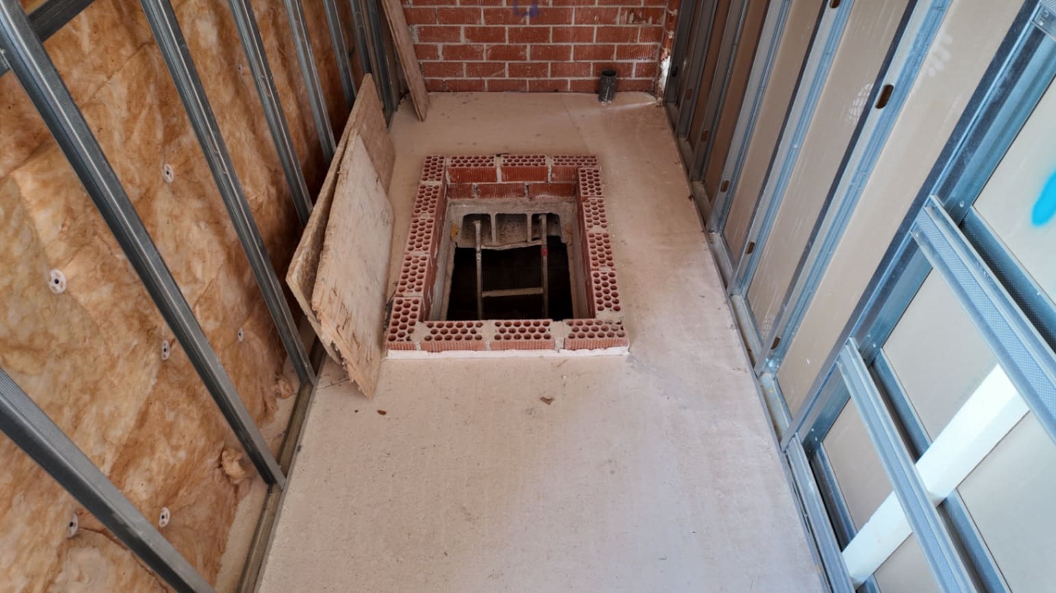 4 soveværelse Villa til salg i La Nucia med swimmingpool garage - € 795.000 (Ref: 9973744)