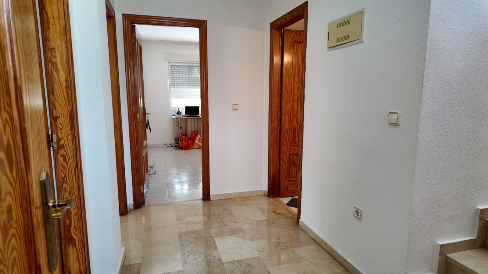 3 Zimmer Doppelhaus zu vermieten in Albir mit Pool - 1.450 € (Ref: 9976350)