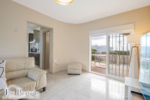 Casa de 3 habitaciones en La Nucia en venta con piscina garaje - 399.000 € (Ref: 9977945)