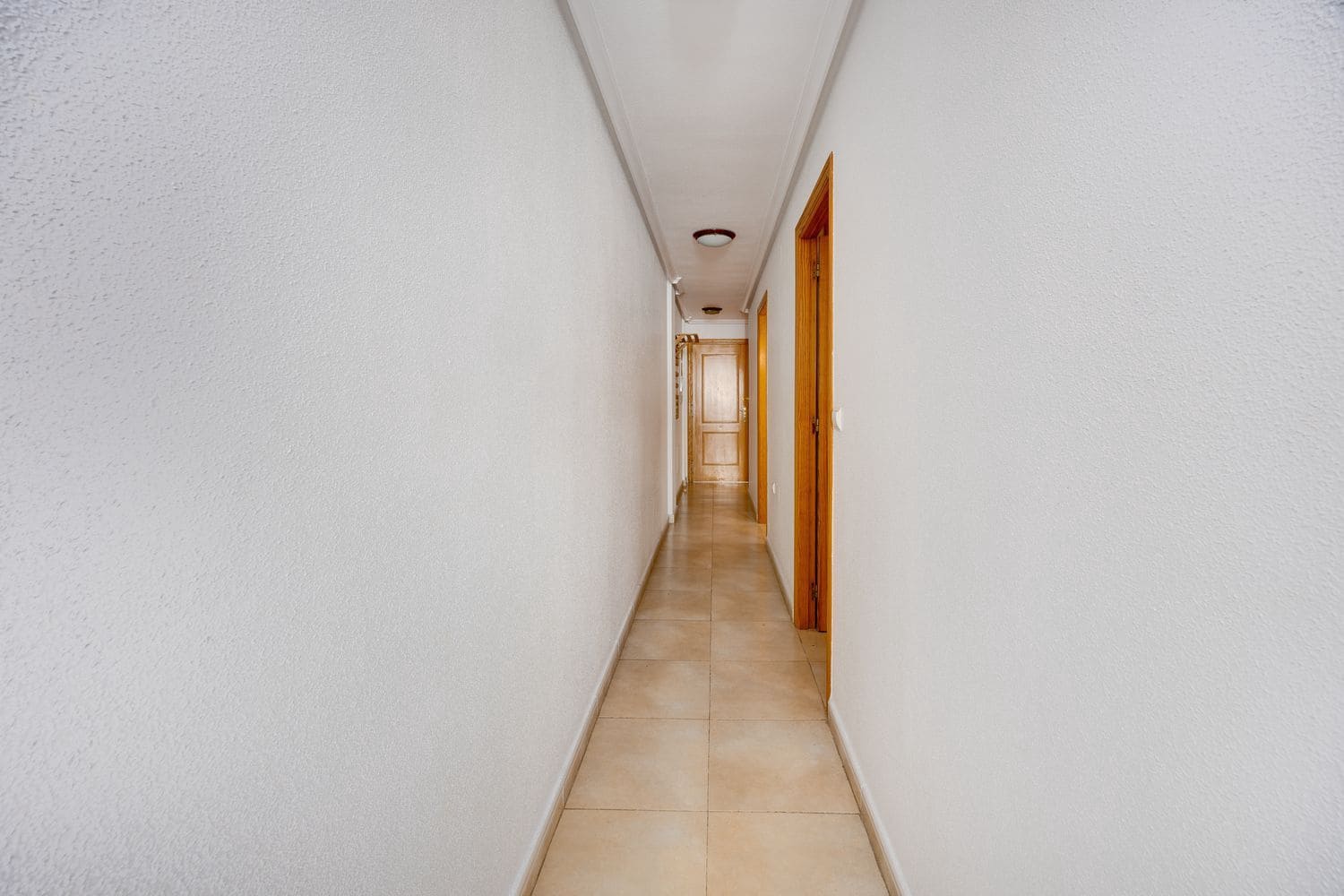 2 bedroom Apartment for sale in Torrevieja with garage - € 129,000 (Ref: 10023539)
