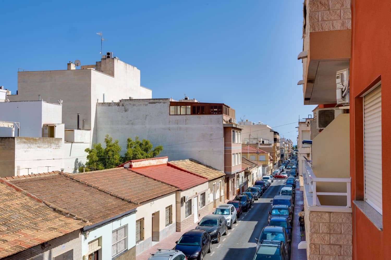 2 bedroom Apartment for sale in Torrevieja with garage - € 129,000 (Ref: 10023539)
