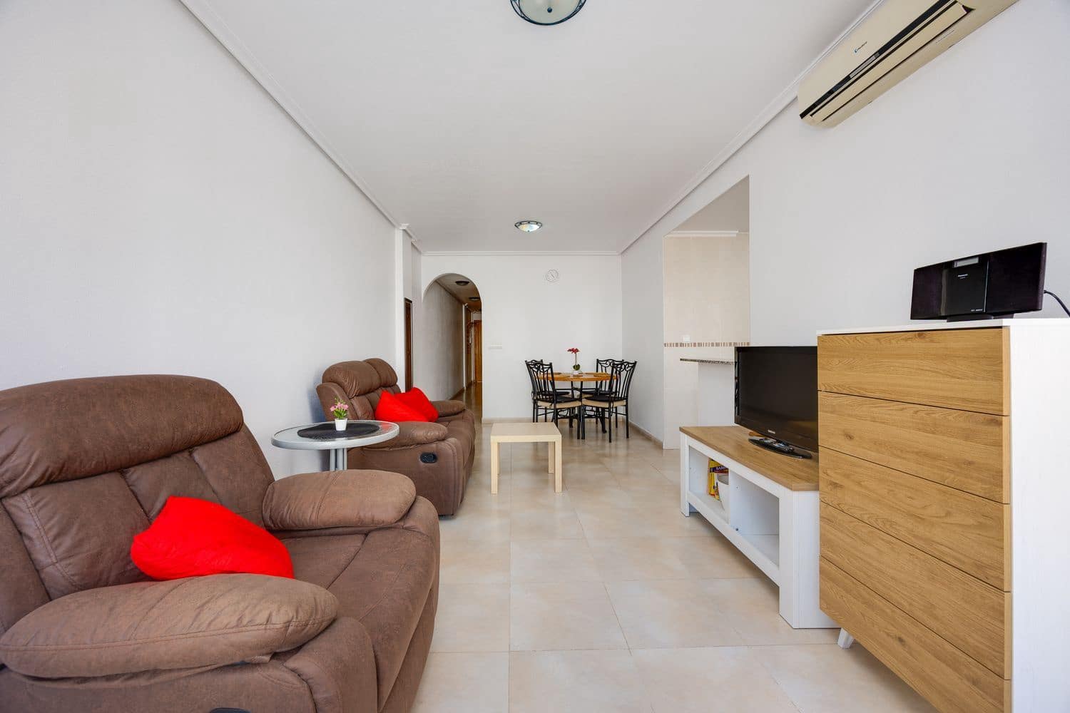 2 bedroom Apartment for sale in Torrevieja with garage - € 129,000 (Ref: 10023539)