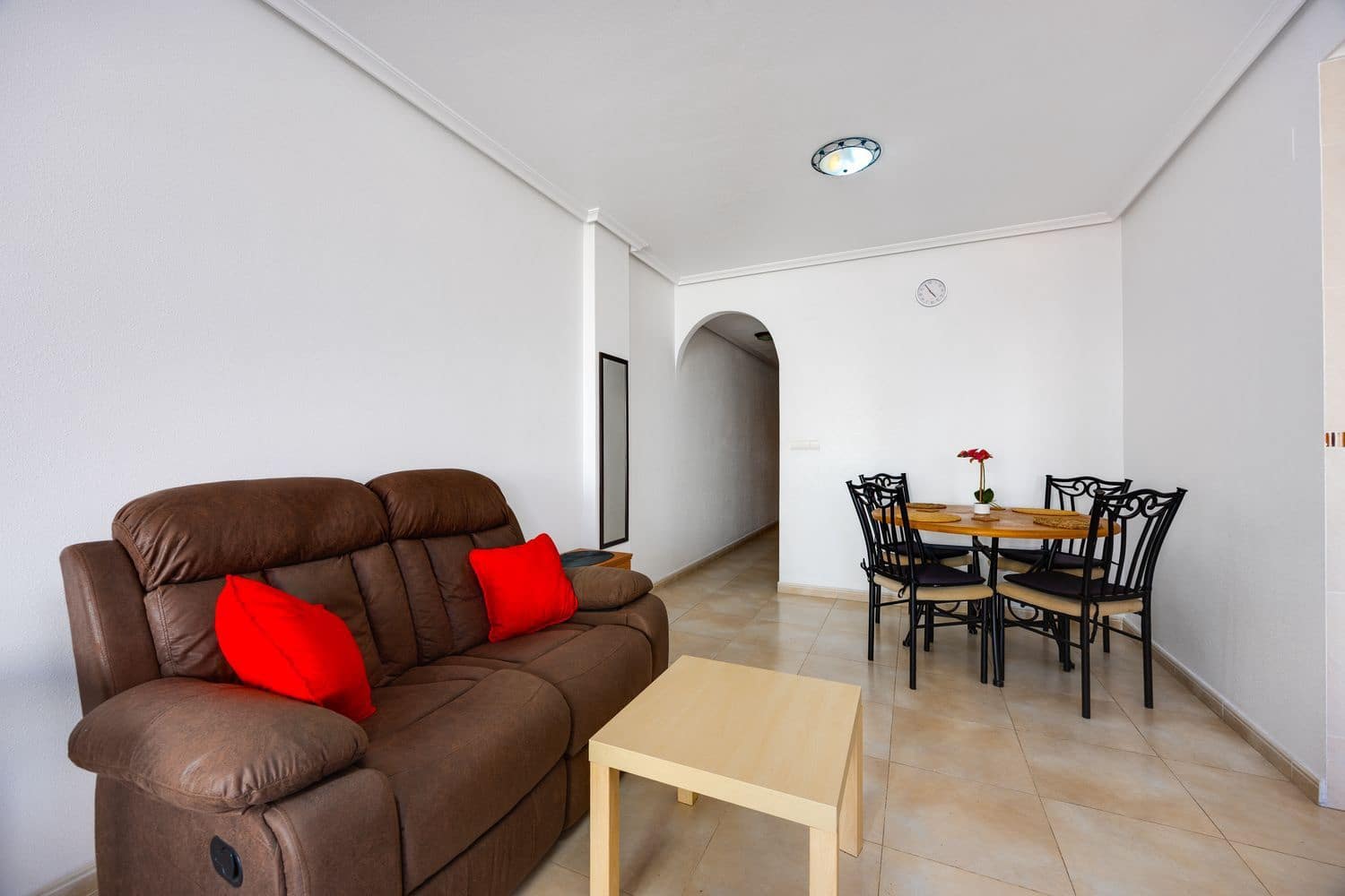 2 bedroom Apartment for sale in Torrevieja with garage - € 129,000 (Ref: 10023539)