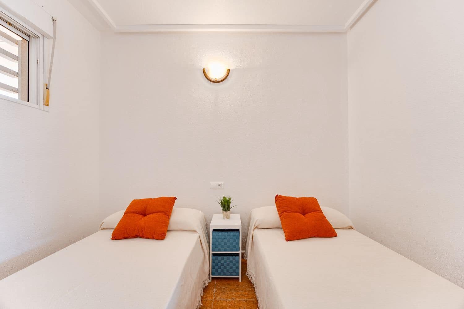2 soverom Leilighet til salgs i Torrevieja med svømmebasseng garasje - € 129 500 (Ref: 10026712)