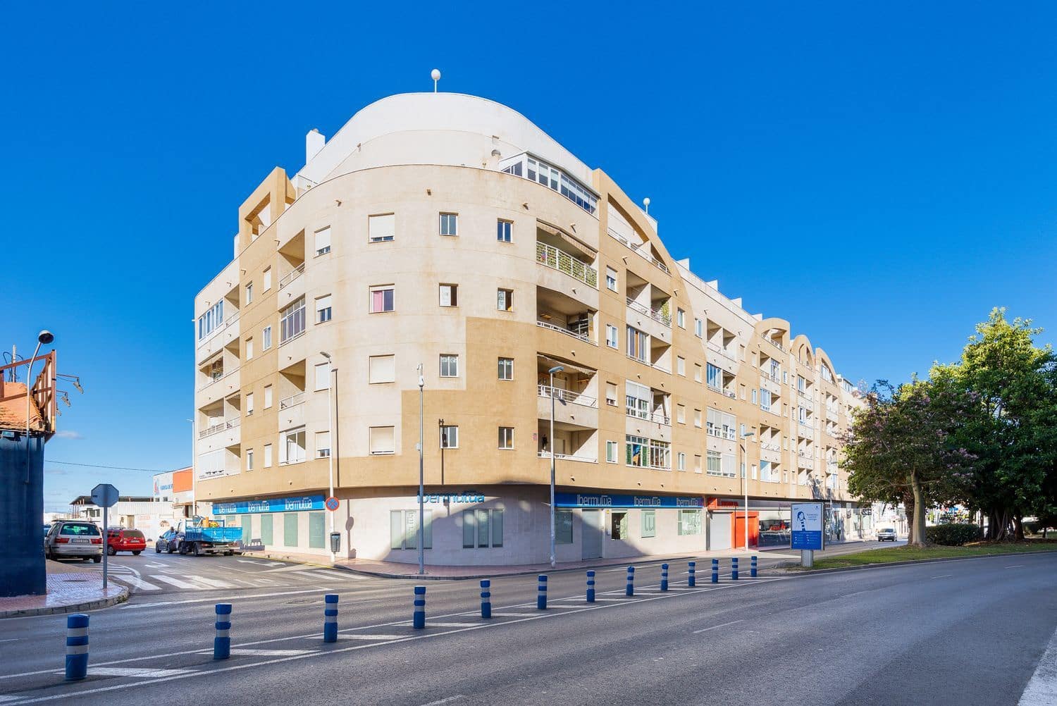 2 soverom Leilighet til salgs i Torrevieja med svømmebasseng garasje - € 129 500 (Ref: 10026712)