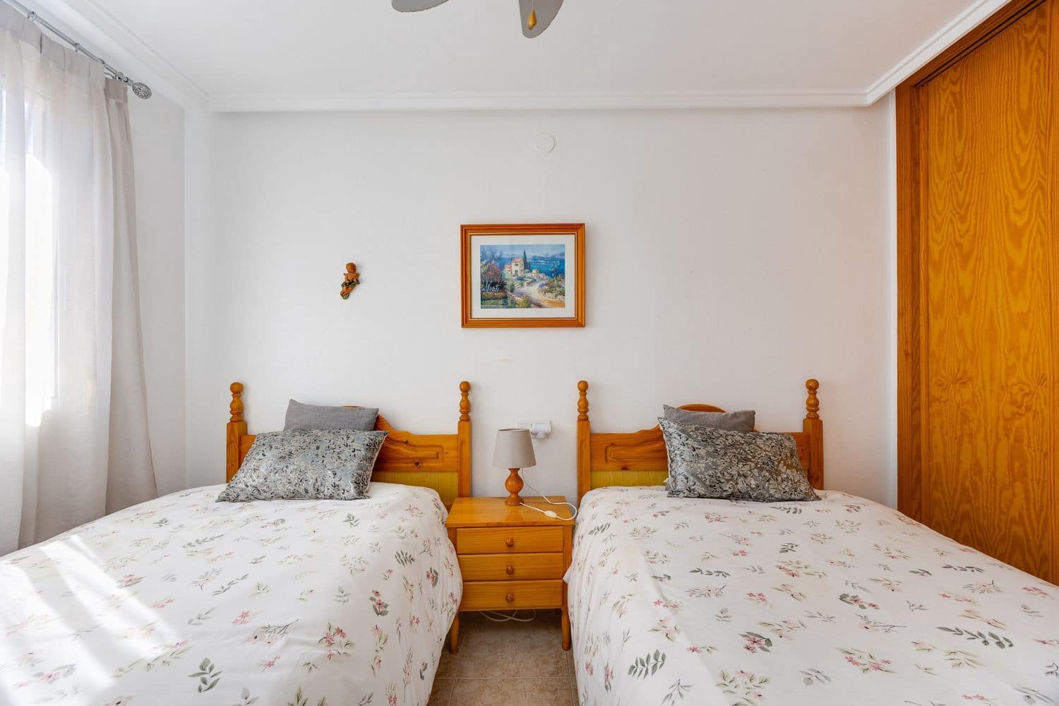 3 soveværelse Lejlighed til salg i Torrevieja med swimmingpool garage - € 169.000 (Ref: 10026713)