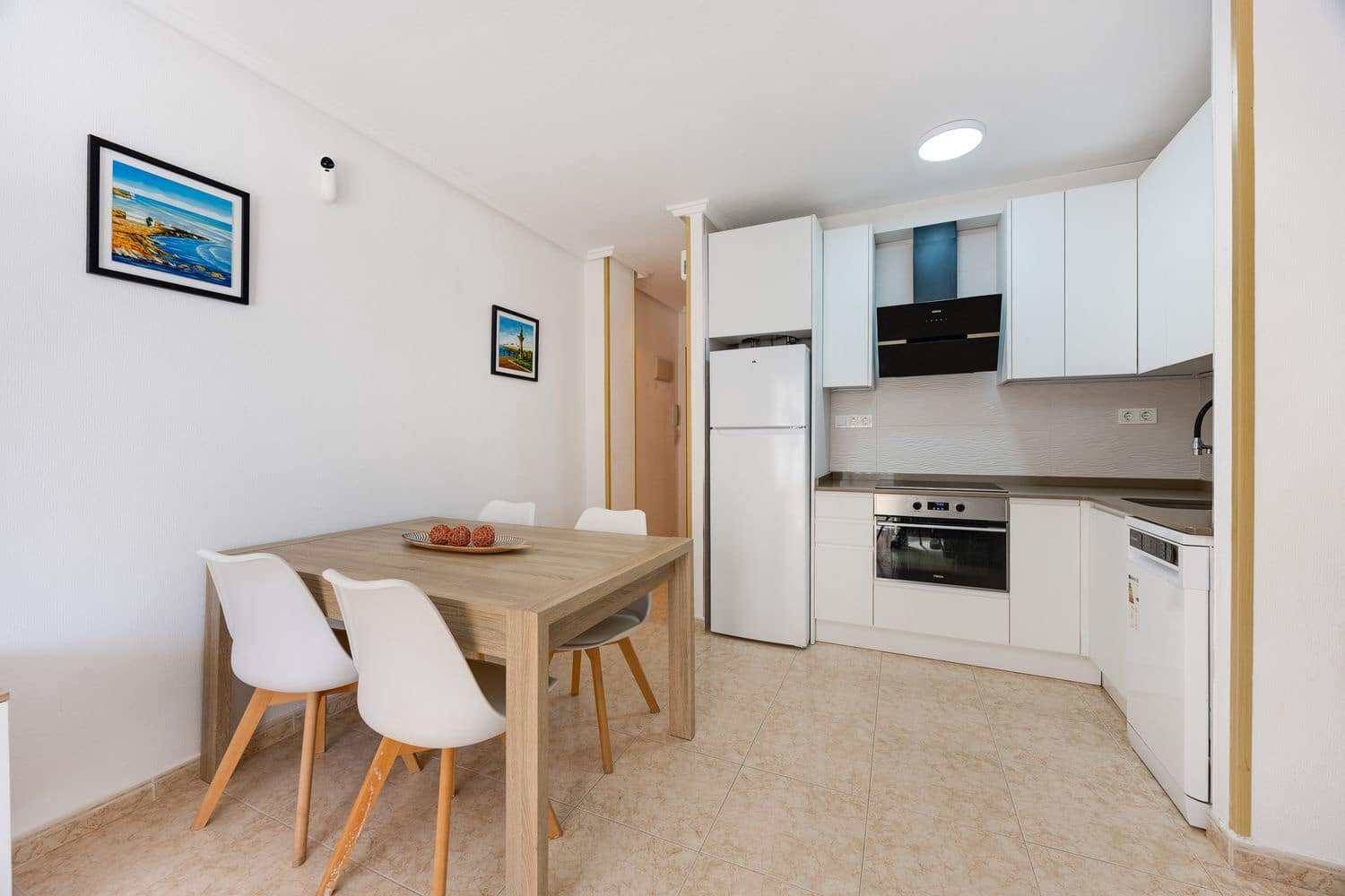 3 soveværelse Lejlighed til salg i Torrevieja med swimmingpool garage - € 169.000 (Ref: 10026713)