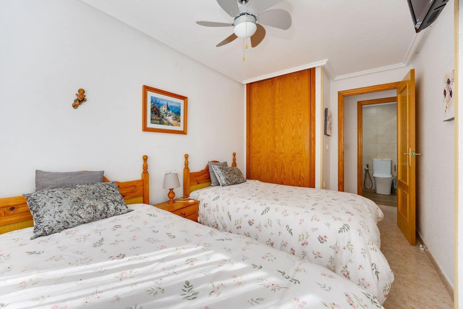 3 soveværelse Lejlighed til salg i Torrevieja med swimmingpool garage - € 169.000 (Ref: 10026713)