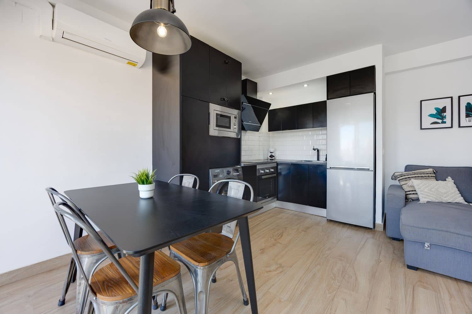 1 slaapkamer Appartement te koop in La Veleta met garage - € 139.000 (Ref: 10030007)