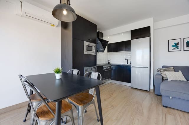 1 slaapkamer Appartement te koop in La Veleta, Torrevieja met garage - € 139.000 (Ref: 10030007)