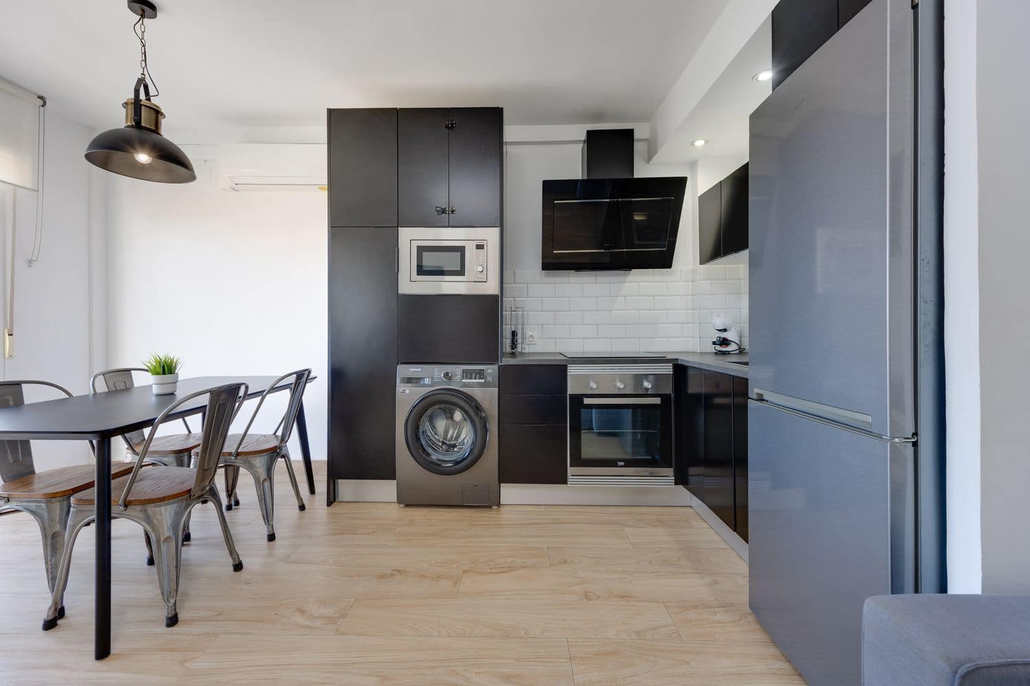 1 slaapkamer Appartement te koop in La Veleta met garage - € 139.000 (Ref: 10030007)