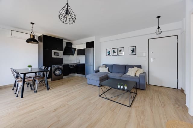 1 slaapkamer Appartement te koop in La Veleta, Torrevieja met garage - € 139.000 (Ref: 10030007)