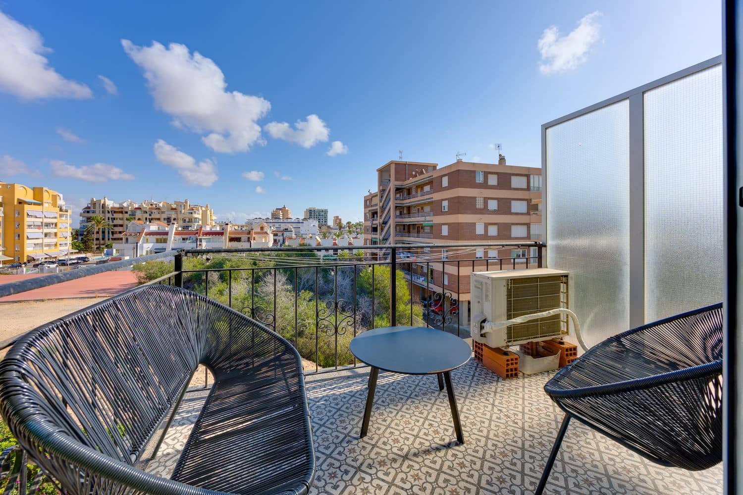 1 slaapkamer Appartement te koop in La Veleta met garage - € 139.000 (Ref: 10030007)