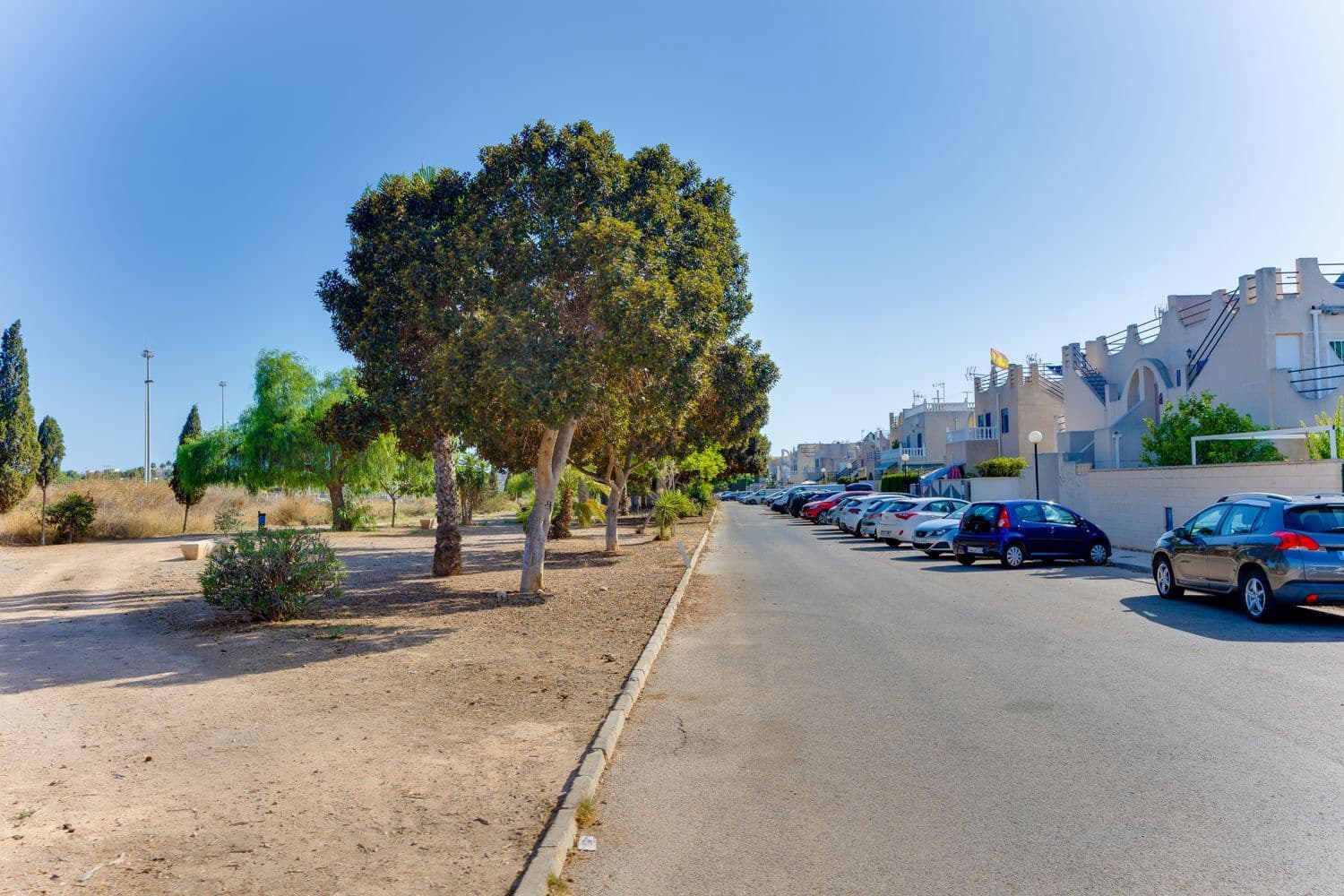 2 sypialnia Dom na sprzedaż w Torrevieja z basenem garażem - 139 000 € (Ref: 10030009)