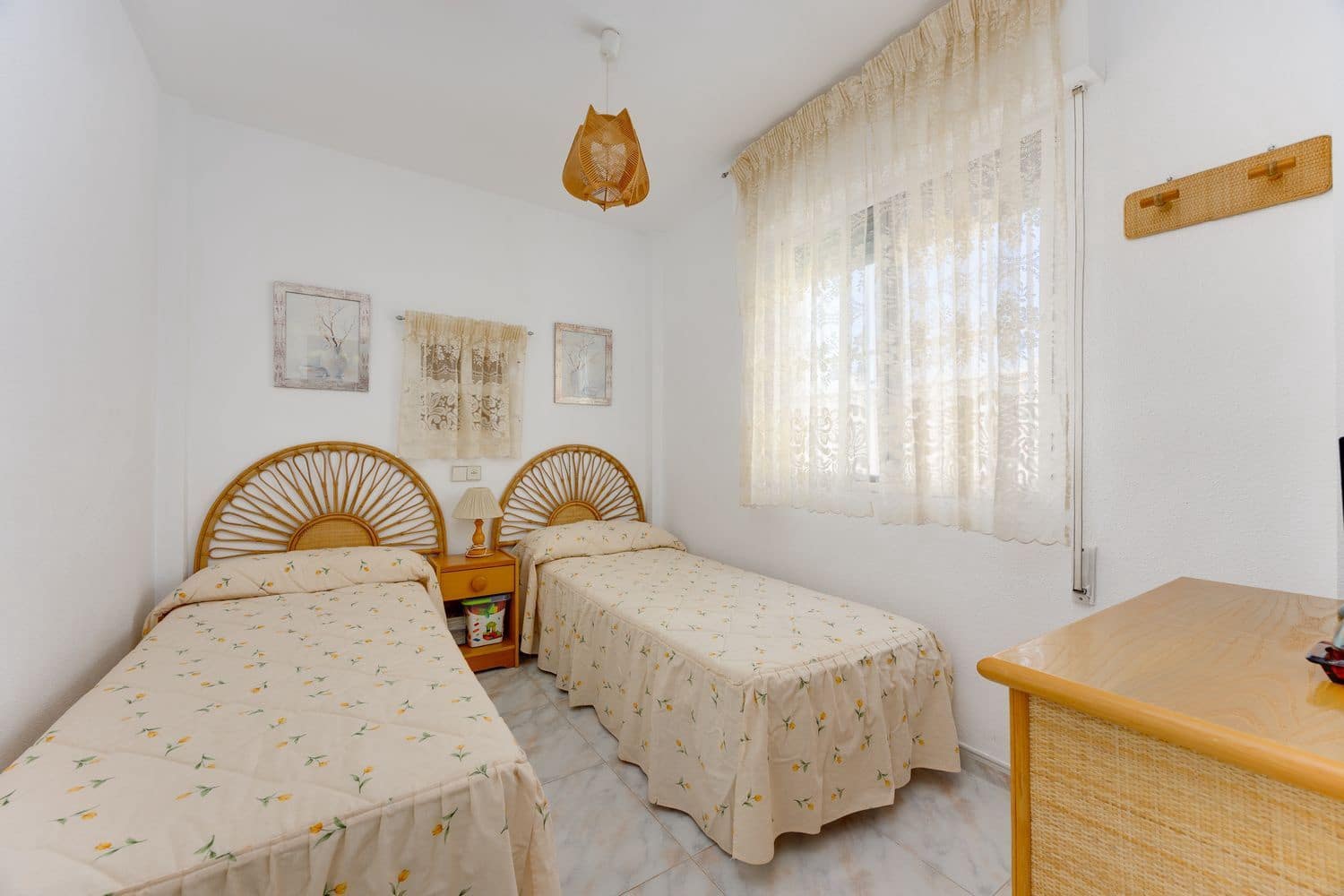 2 sypialnia Dom na sprzedaż w Torrevieja z basenem garażem - 139 000 € (Ref: 10030009)