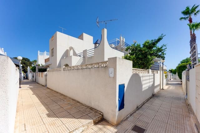 Casa de 2 habitaciones en El Chaparral - La Siesta - La Torreta, Torrevieja en venta con piscina garaje - 139.000 € (Ref: 10030009)