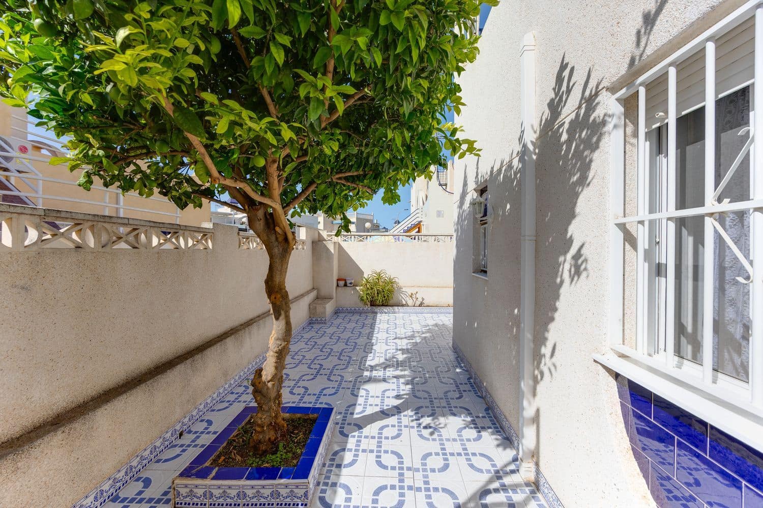 2 sypialnia Dom na sprzedaż w Torrevieja z basenem garażem - 139 000 € (Ref: 10030009)