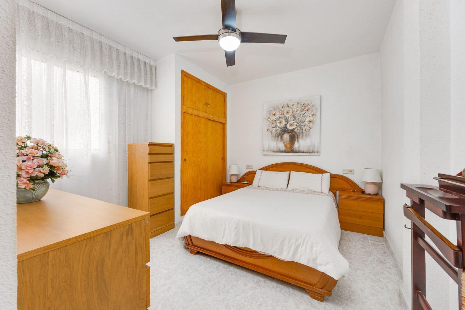 2 soverom Leilighet til salgs i Torrevieja med garasje - € 135 000 (Ref: 10034867)