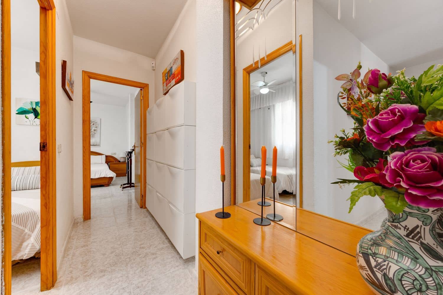 2 soverom Leilighet til salgs i Torrevieja med garasje - € 135 000 (Ref: 10034867)
