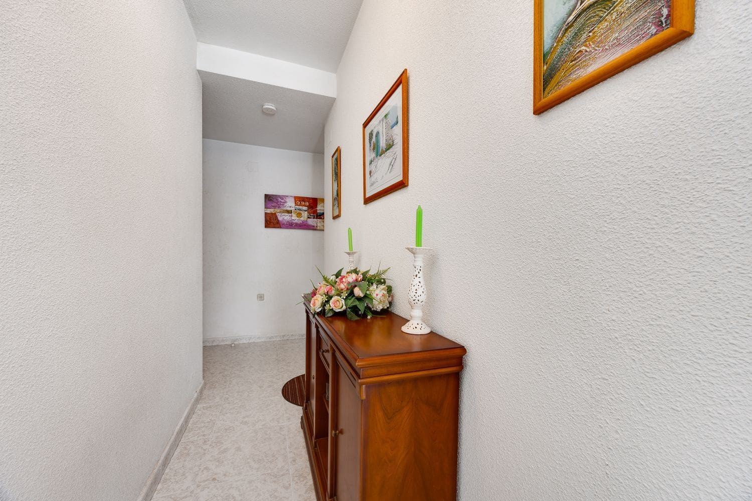 2 soverom Leilighet til salgs i Torrevieja med garasje - € 135 000 (Ref: 10034867)