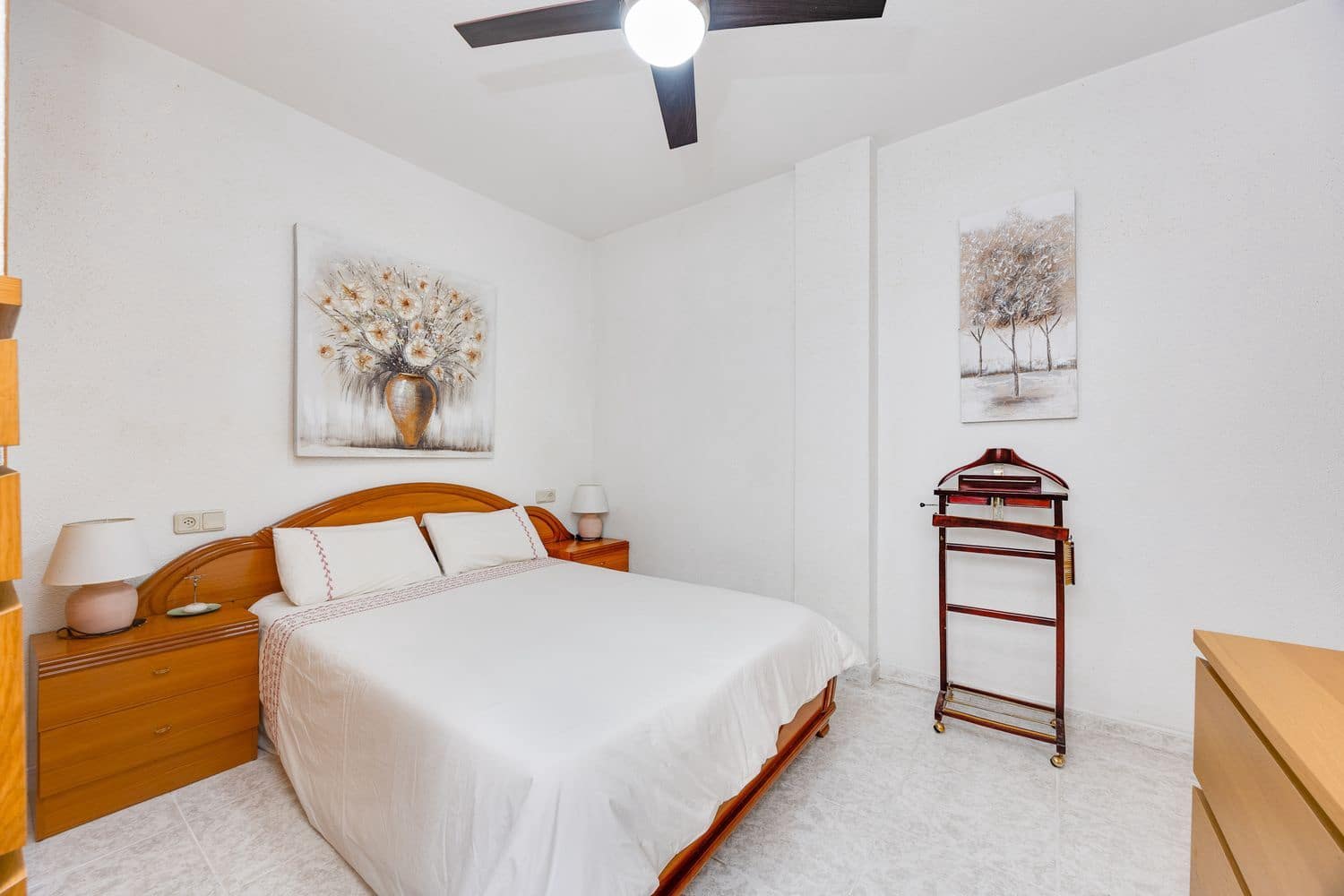 2 soverom Leilighet til salgs i Torrevieja med garasje - € 135 000 (Ref: 10034867)