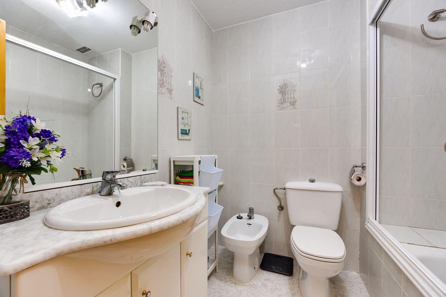 2 soverom Leilighet til salgs i Torrevieja med garasje - € 135 000 (Ref: 10034867)