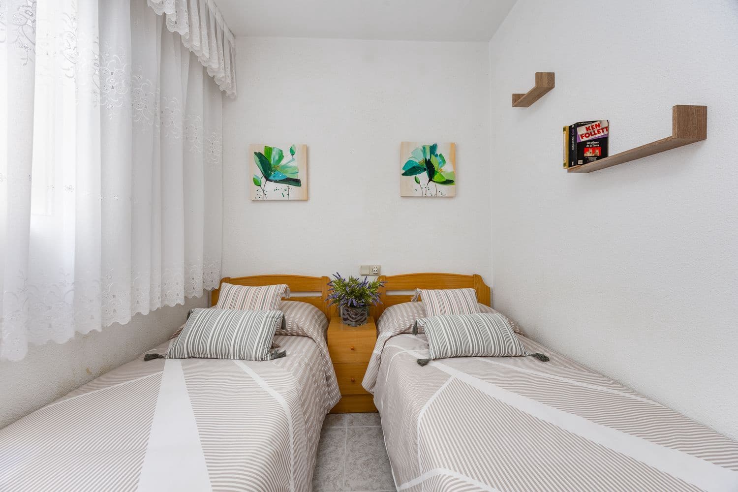 2 soverom Leilighet til salgs i Torrevieja med garasje - € 135 000 (Ref: 10034867)