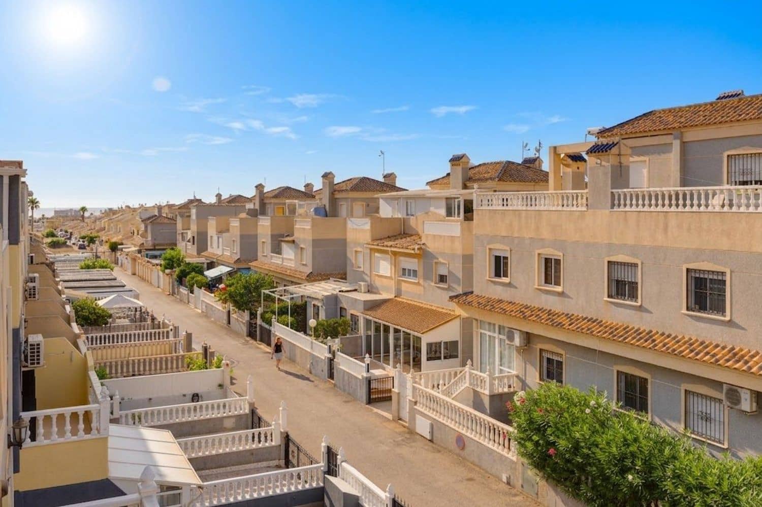 3 bedroom Apartment for sale in Playa Flamenca with pool garage - € 279,000 (Ref: 10054536)