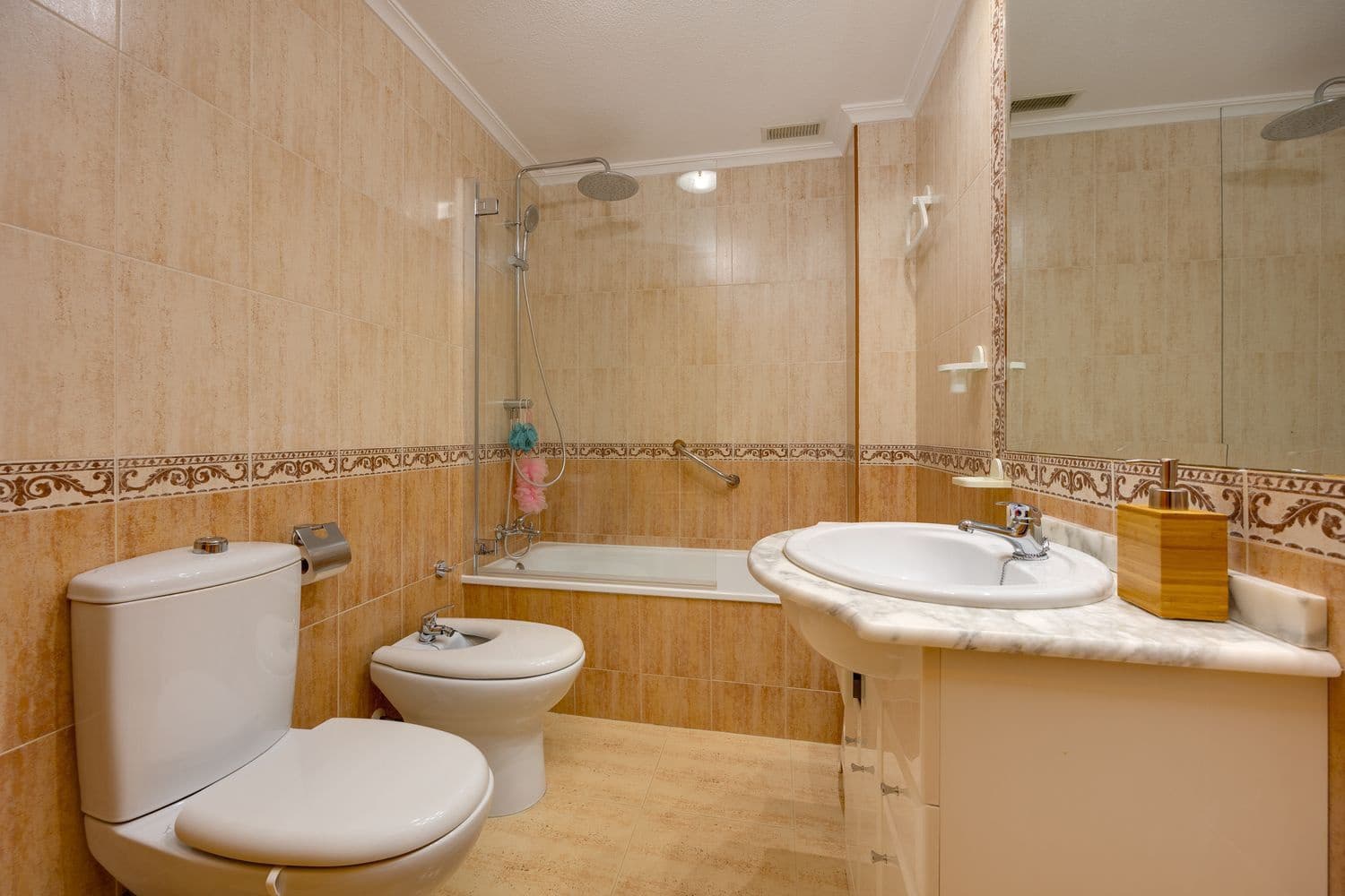 3 bedroom Apartment for sale in Playa Flamenca with pool garage - € 279,000 (Ref: 10054536)