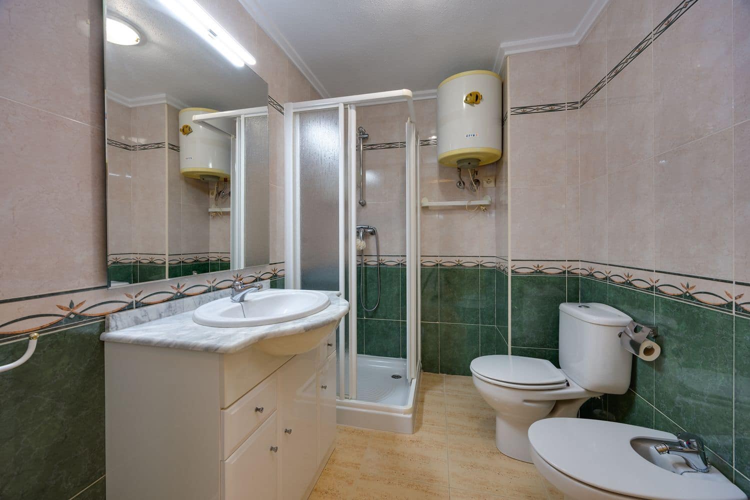3 bedroom Apartment for sale in Playa Flamenca with pool garage - € 279,000 (Ref: 10054536)