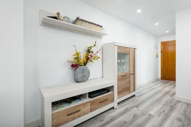 2 Zimmer Apartment zu verkaufen in Playa de Muchavista, El Campello mit Pool Garage - 320.000 € (Ref: 10054537)