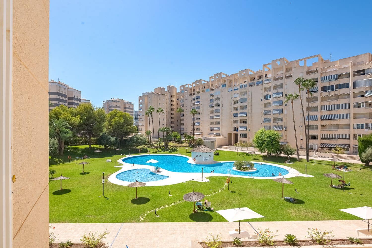 2 sypialnia Apartament na sprzedaż w Playa de Muchavista z basenem garażem - 320 000 € (Ref: 10054537)