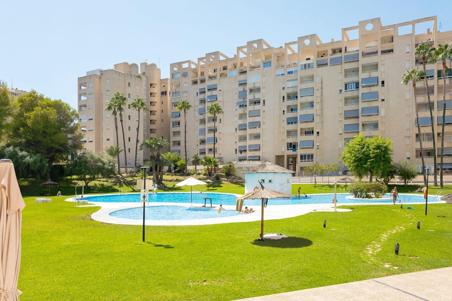 2 sypialnia Apartament na sprzedaż w Playa de Muchavista z basenem garażem - 320 000 € (Ref: 10054537)