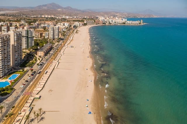 3 Zimmer Apartment zu verkaufen in Playa de Muchavista, El Campello mit Pool Garage - 310.000 € (Ref: 10054538)
