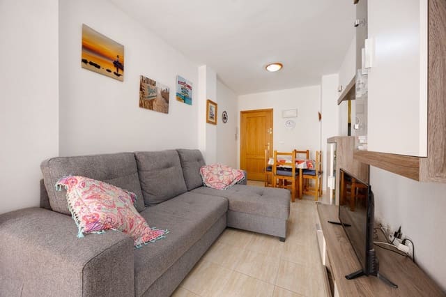 1 makuuhuone Huoneisto myytävänä paikassa Antonio Machado, Torrevieja mukana uima-altaan 
autotalli - 115 000 € (Ref: 10057875)