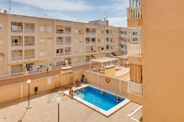 1 makuuhuone Huoneisto myytävänä paikassa Antonio Machado, Torrevieja mukana uima-altaan 
autotalli - 115 000 € (Ref: 10057875)