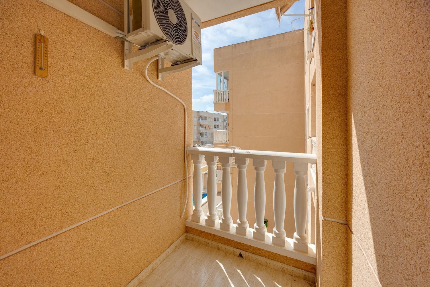 1 makuuhuone Huoneisto myytävänä paikassa Torrevieja mukana uima-altaan 
autotalli - 115 000 € (Ref: 10057875)