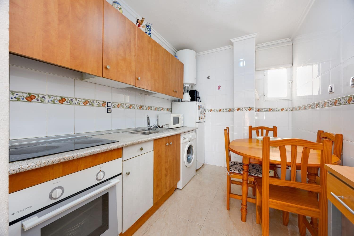 3 sovrum Lägenhet till salu i Torrevieja med pool garage - 129 000 € (Ref: 10074721)