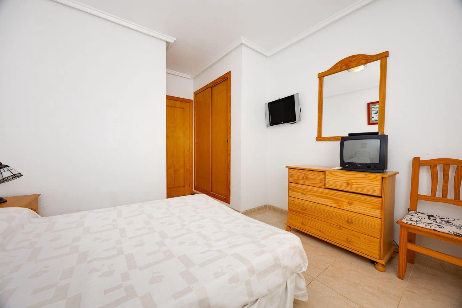 3 sovrum Lägenhet till salu i Torrevieja med pool garage - 129 000 € (Ref: 10074721)