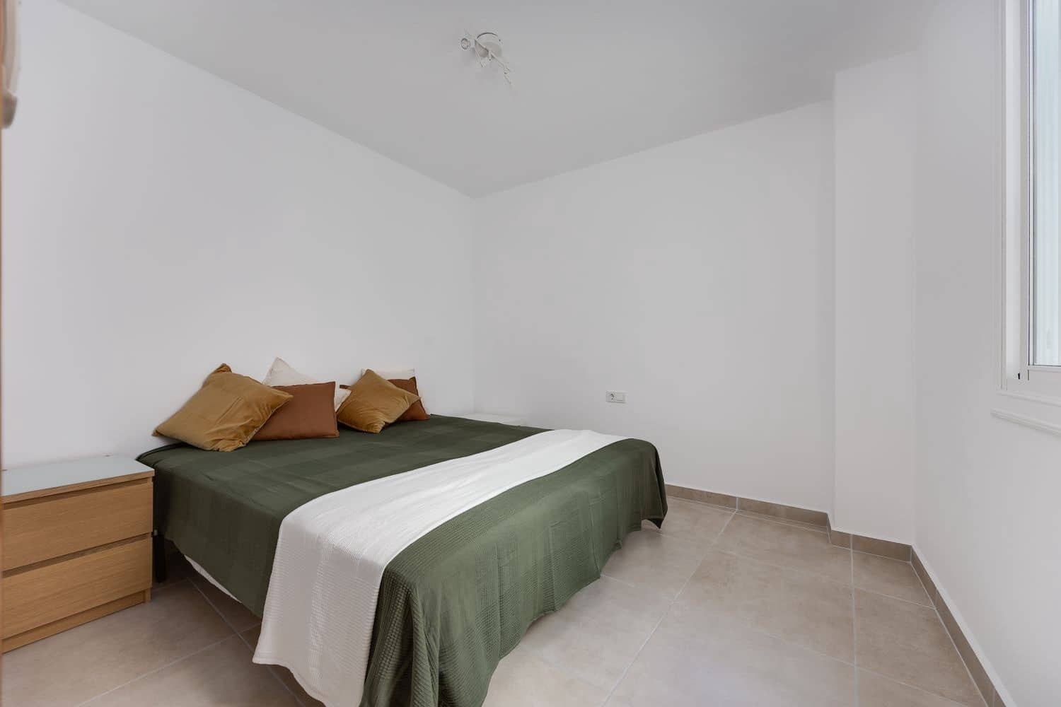 Apartamento de 3 habitaciones en Torrevieja en venta con garaje - 260.000 € (Ref: 10074722)