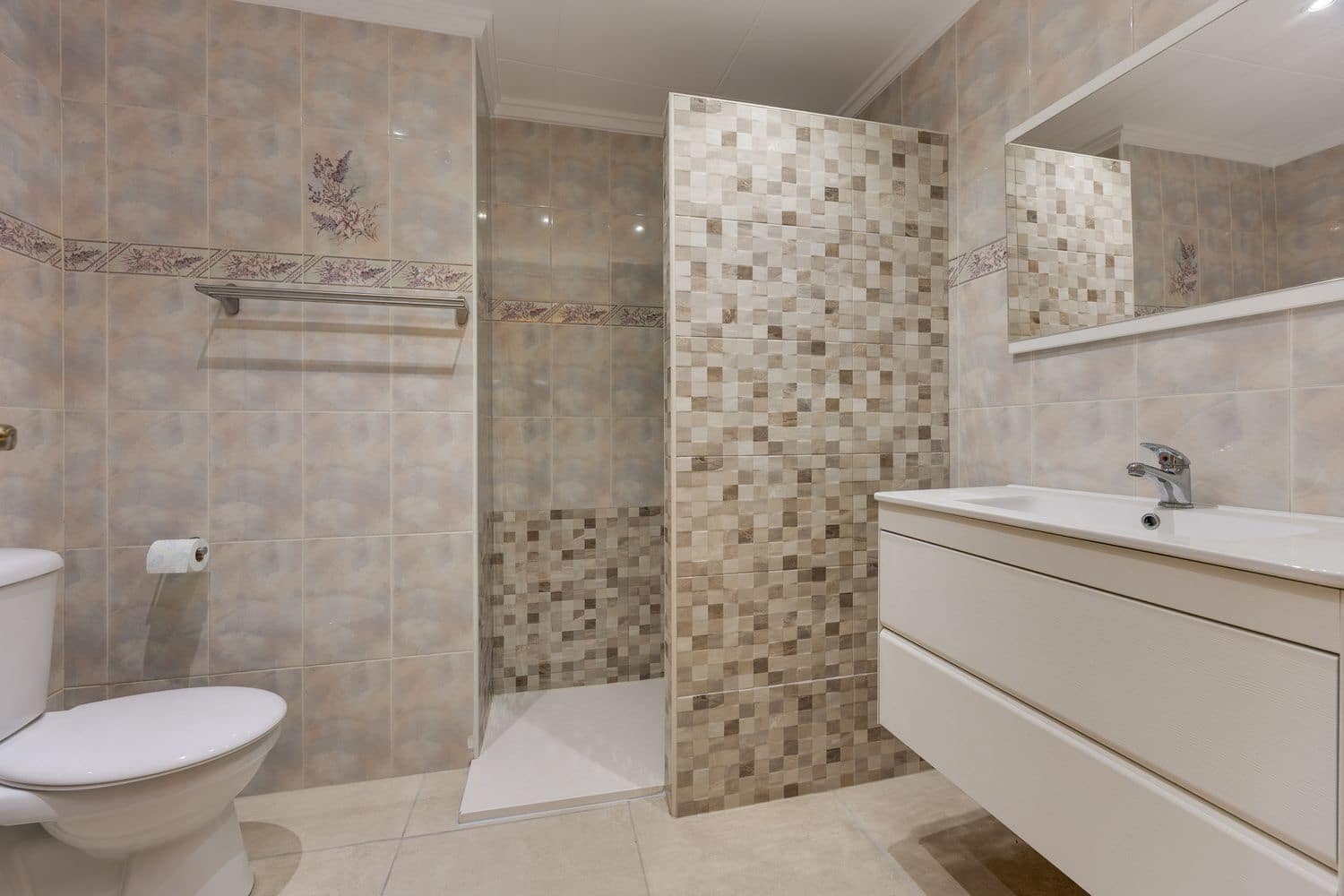 Apartamento de 3 habitaciones en Torrevieja en venta con garaje - 260.000 € (Ref: 10074722)
