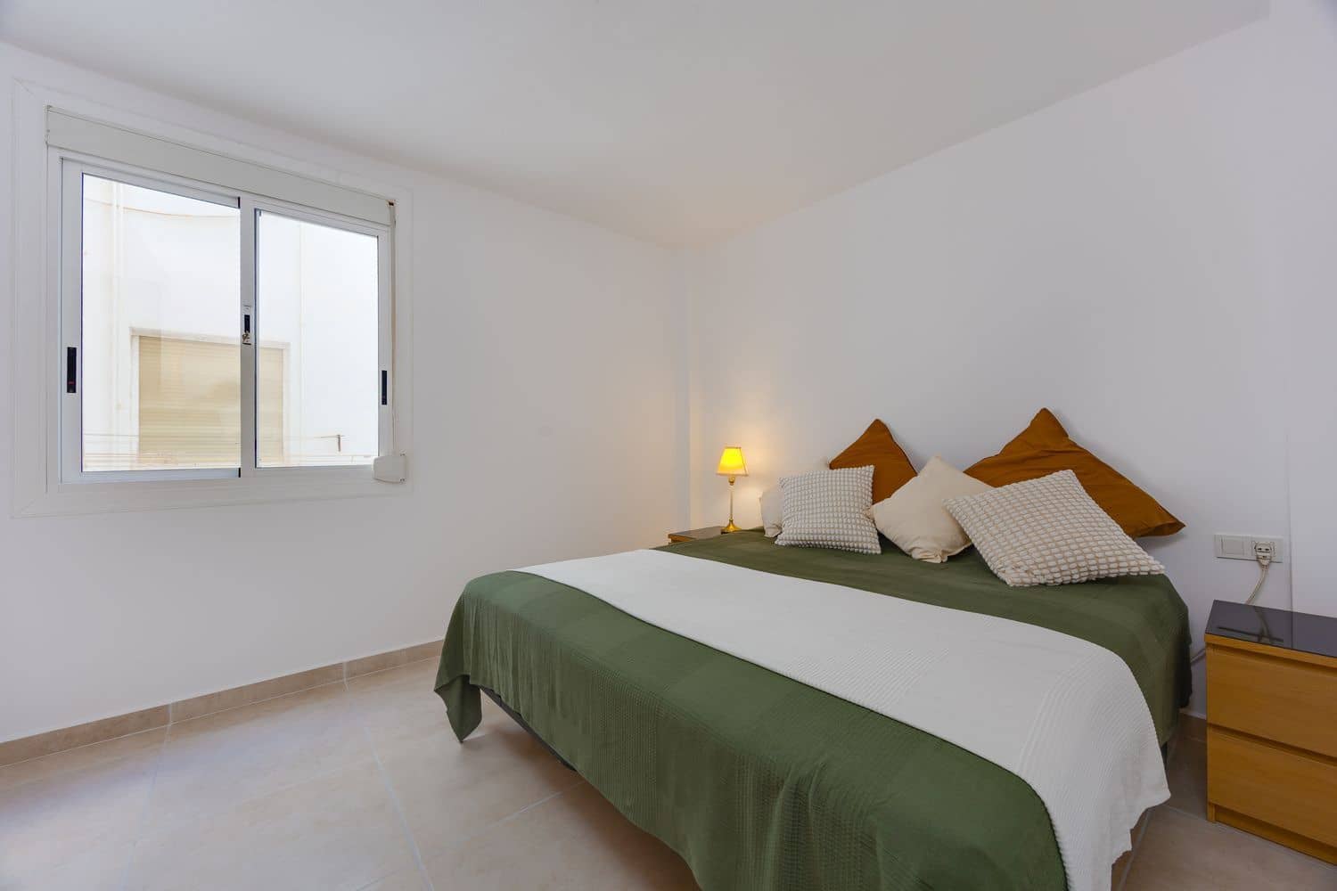 Apartamento de 3 habitaciones en Torrevieja en venta con garaje - 260.000 € (Ref: 10074722)