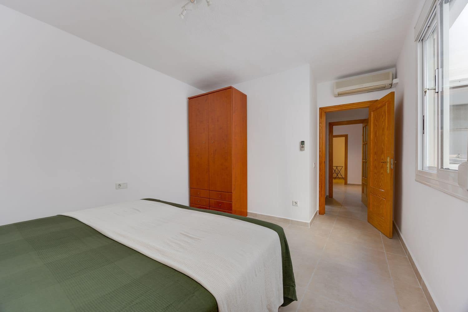 Apartamento de 3 habitaciones en Torrevieja en venta con garaje - 260.000 € (Ref: 10074722)