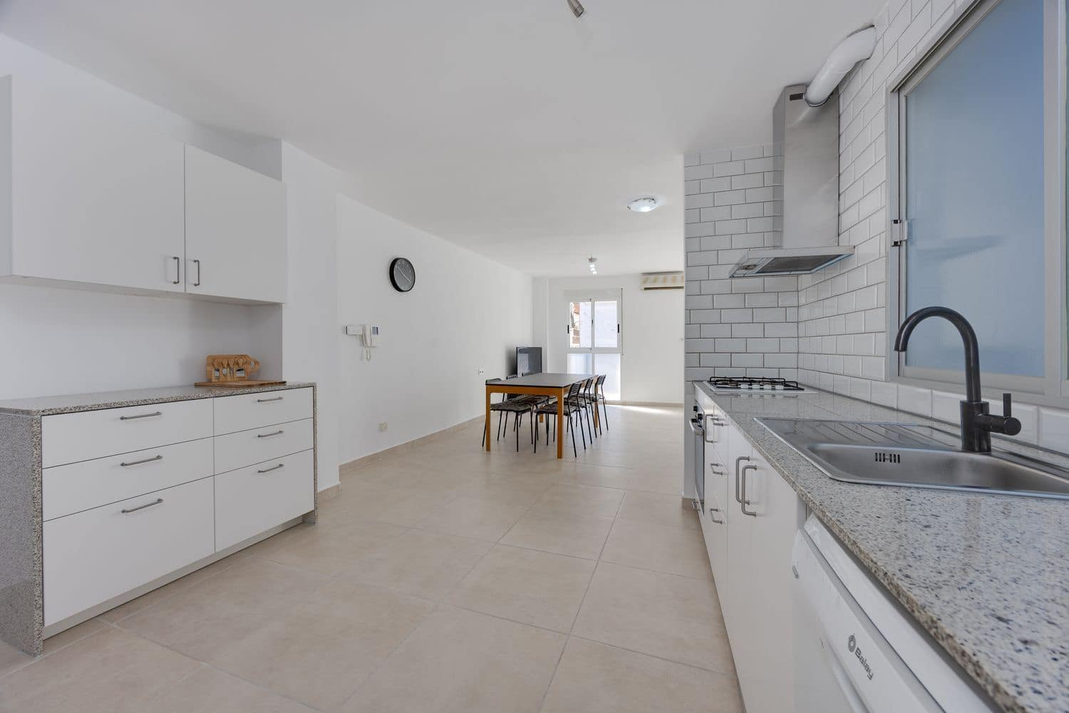 Apartamento de 3 habitaciones en Torrevieja en venta con garaje - 260.000 € (Ref: 10074722)