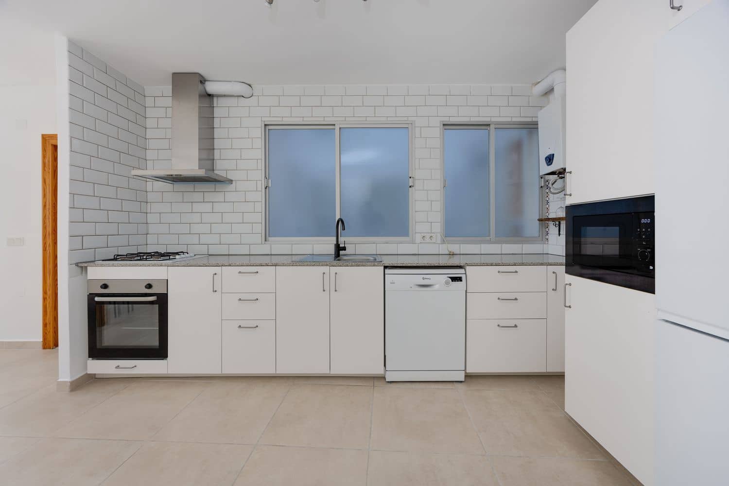 Apartamento de 3 habitaciones en Torrevieja en venta con garaje - 260.000 € (Ref: 10074722)